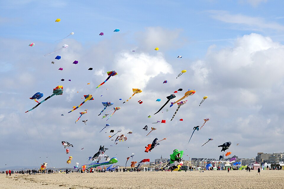 Rencontres internationales de cerfs — volants de Berck 2025