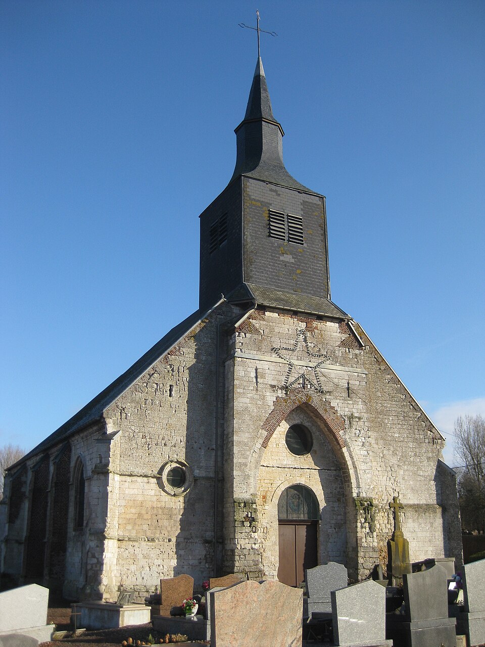 Eglise de Berlencourt — le — Cauroy — Pas de Calais — France