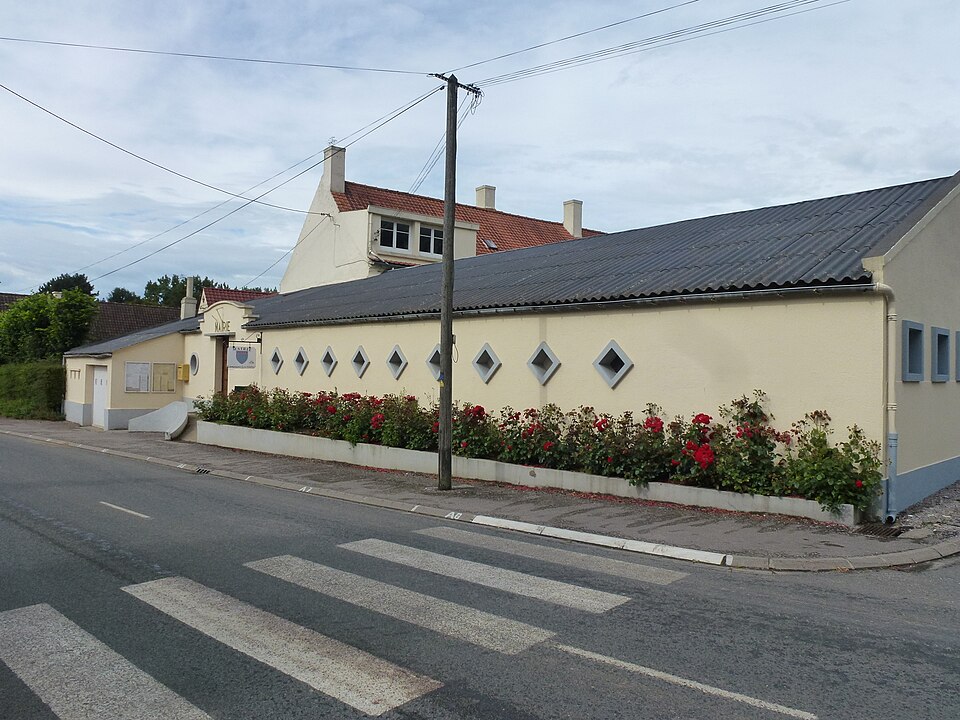 Campagne — lès — Guines (Pas — de — Calais) mairie