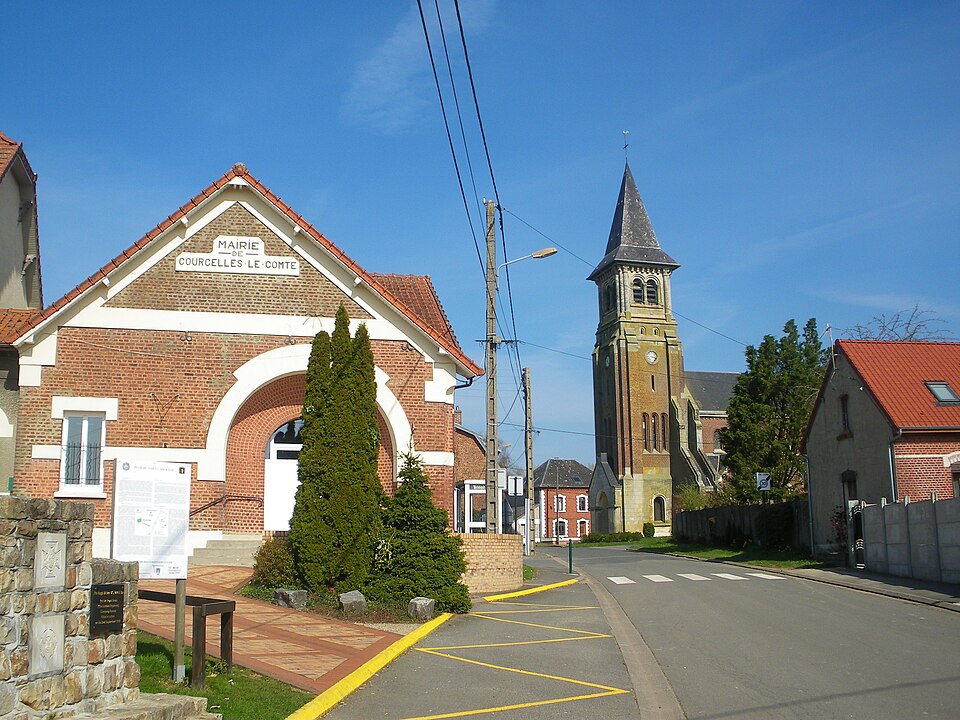 Courcelles — le — Comte — Centre