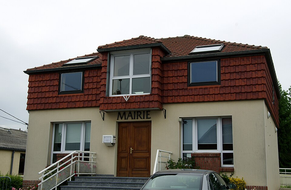 Ecurie mairie 1 •K5•