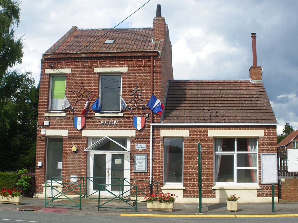 Mairie d'Estevelles — 2