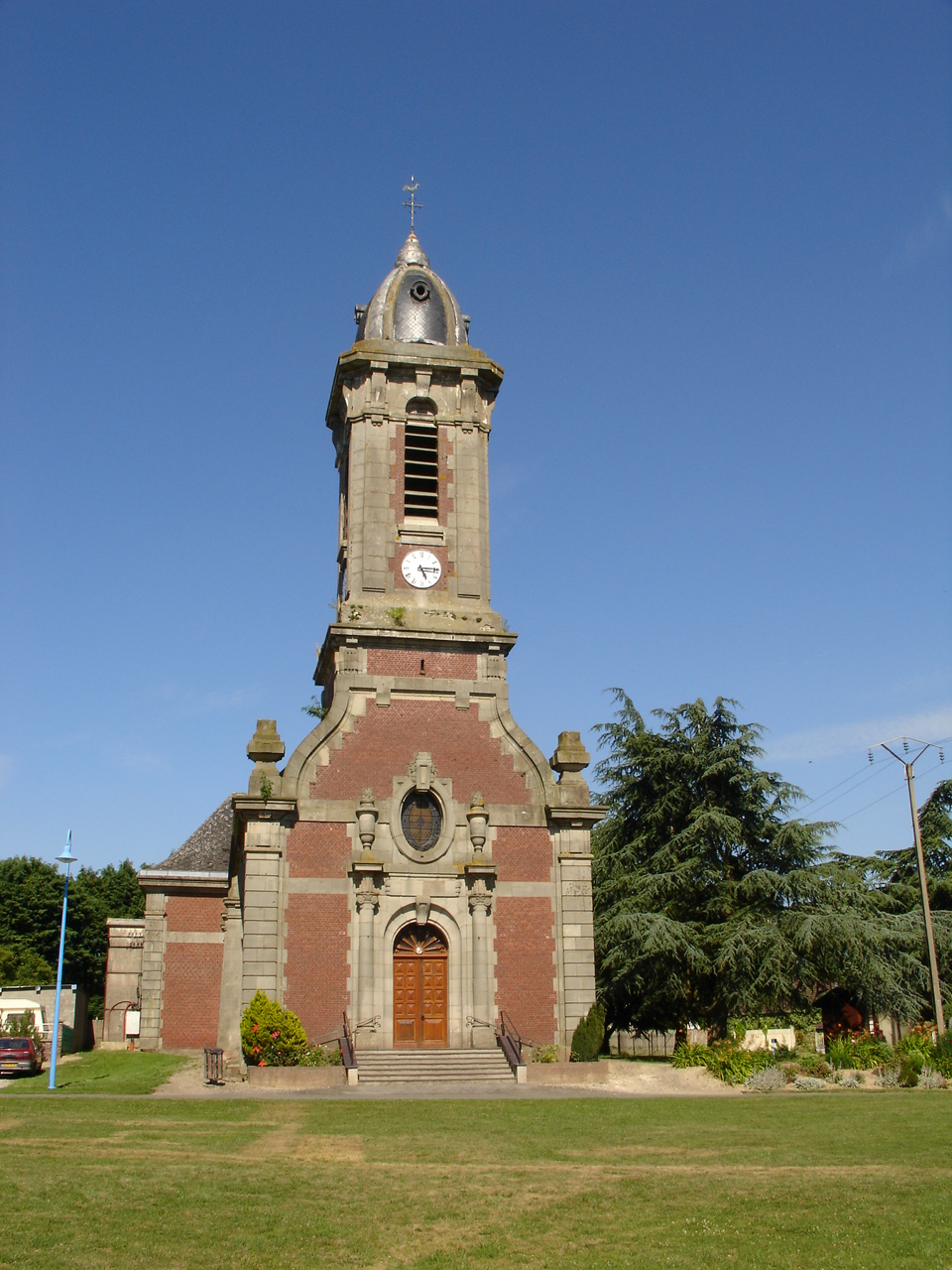 Foncquevillers église2