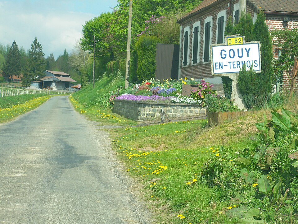 Gouy — en — Ternois — Entrée de la commune