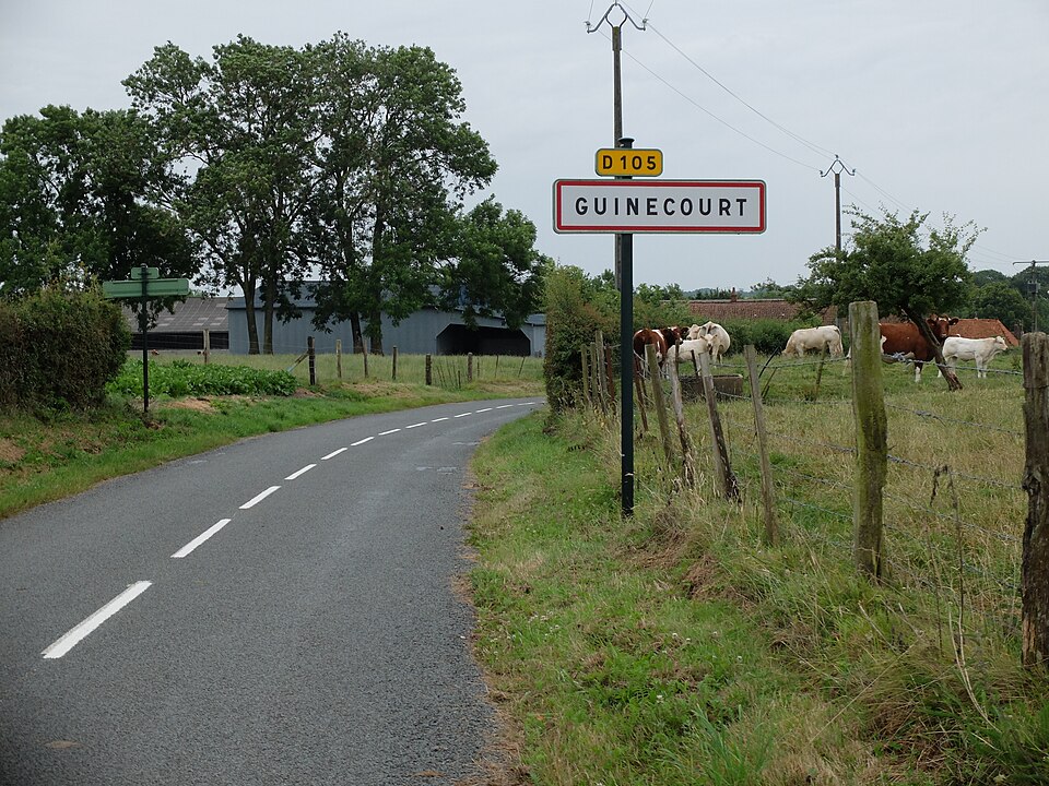 Guinecourt — Entrée de commune