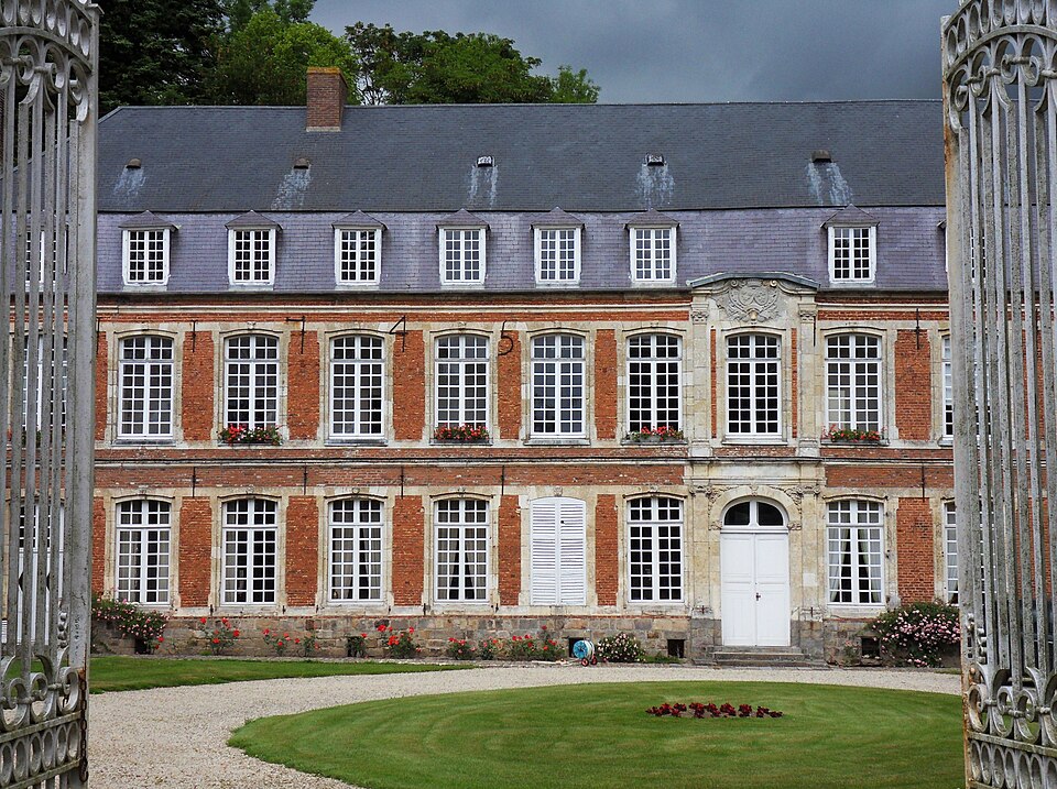 Hénu château 1