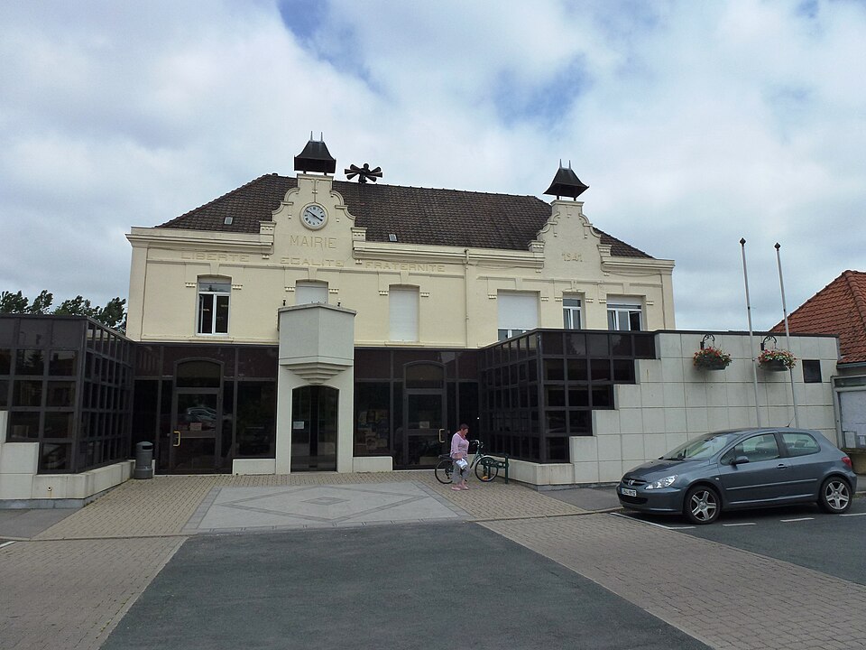 Isbergues (Pas — de — Calais) mairie