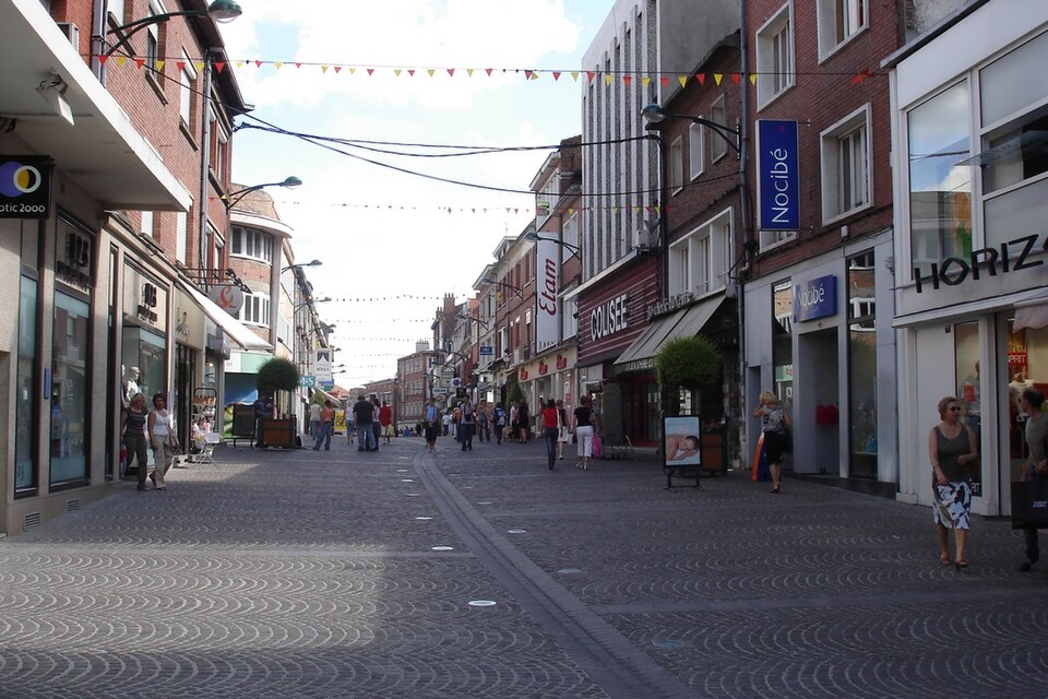 Lens — ruepietonne
