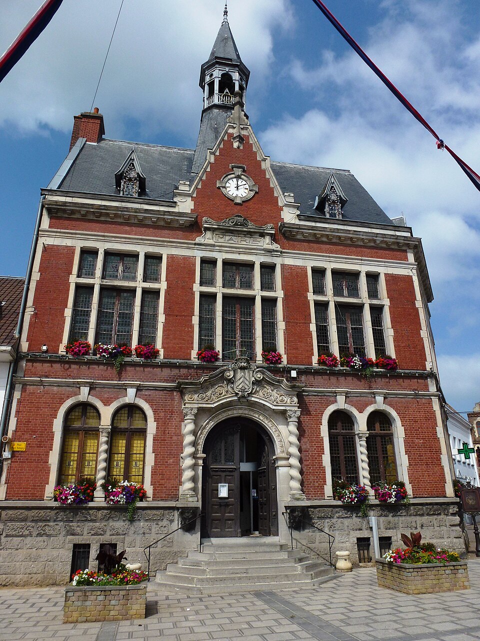 Lillers (Pas — de — Calais) mairie