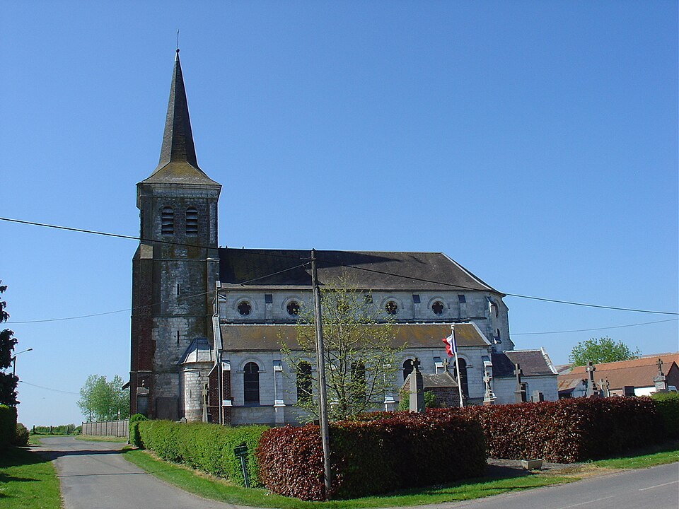 Maisnil église