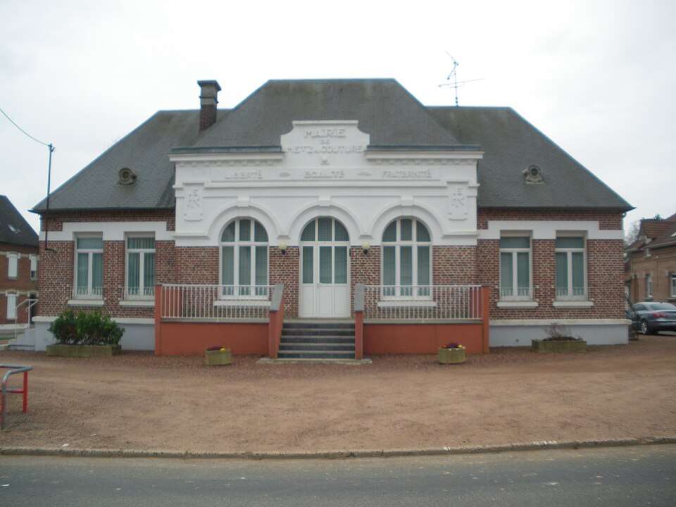 Metz — en — Couture — Mairie