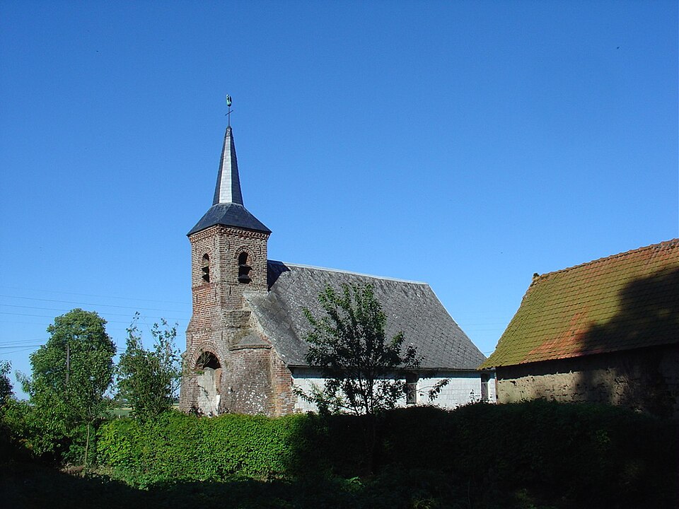 Neuville — au — Cornet église2