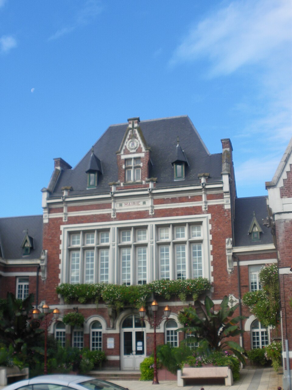 Noyelles — sous — Lens — Mairie — 1