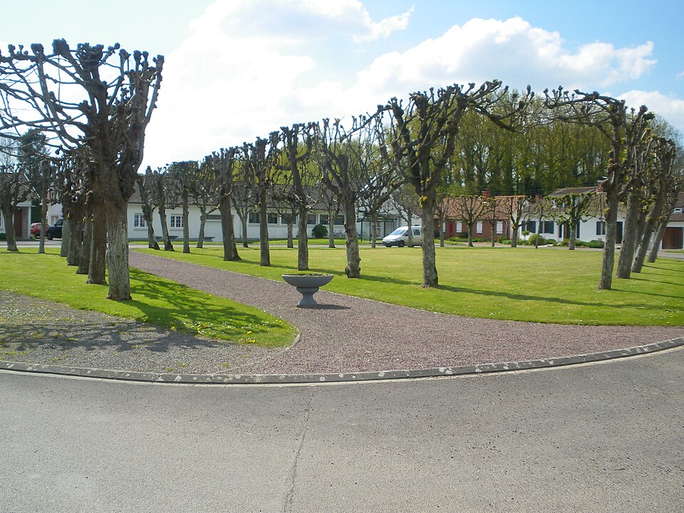 Raye — sur — Authie — Place