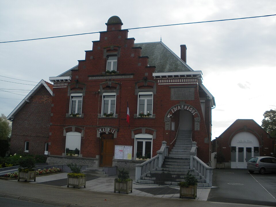 Saint — Floris — Mairie — 2