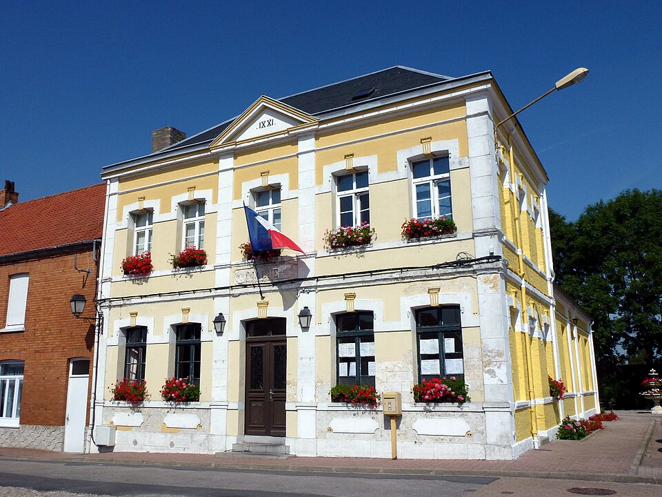 Saint — Folquin (Pas — de — Calais) mairie