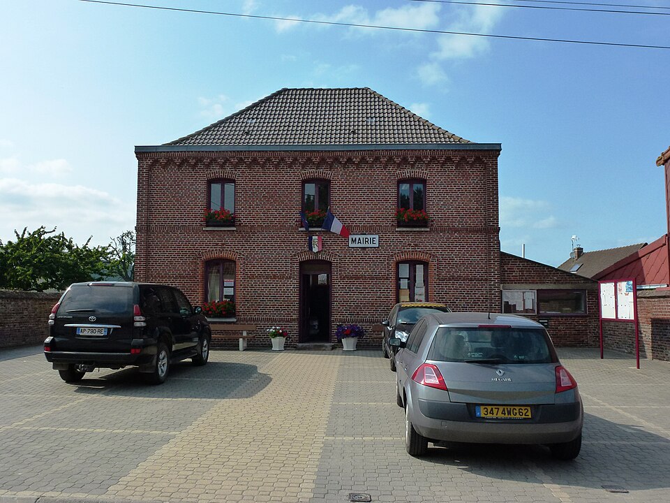 Saint — Hilaire — Cottes (Pas — de — Calais, Fr) mairie