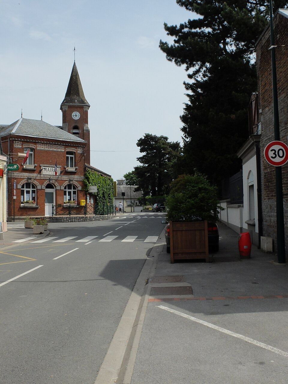 Tilloy — lès — Mofflaines — Avenue de Gaulle