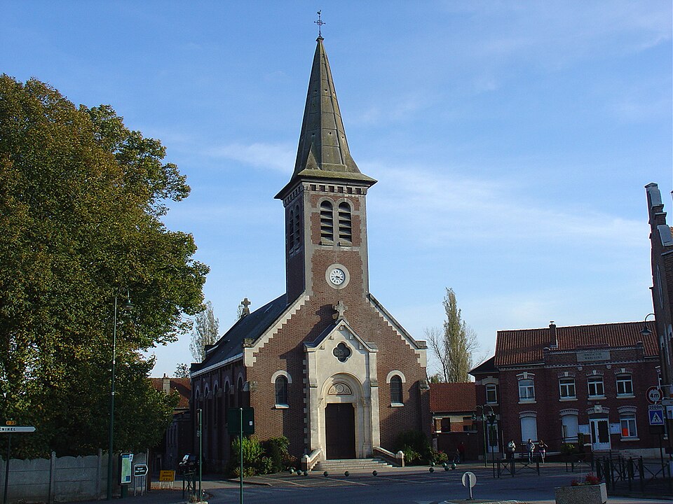 Wancourt église3
