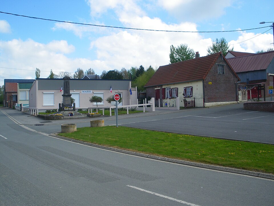 Warluzel — Centre