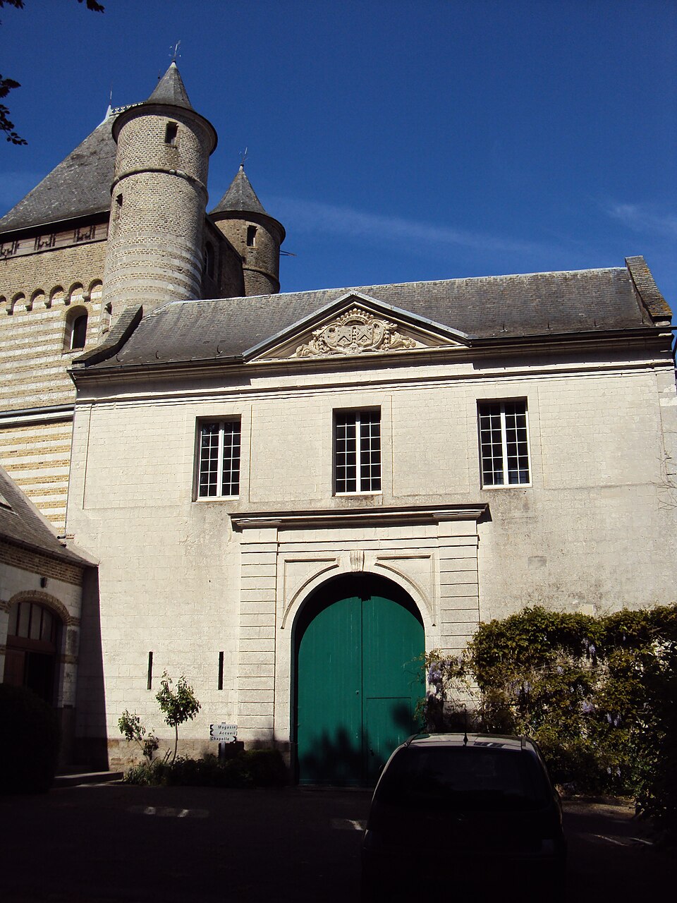 Abbaye Saint — Paul de Wisques1