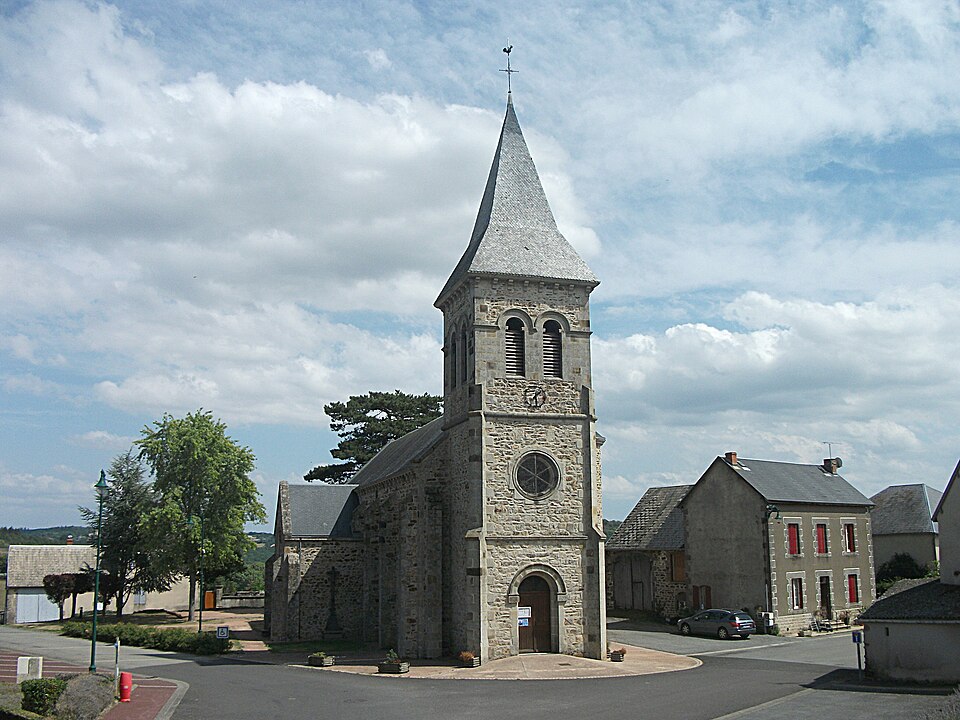 Ayat — sur — Sioule église 2019 — 08 — 18