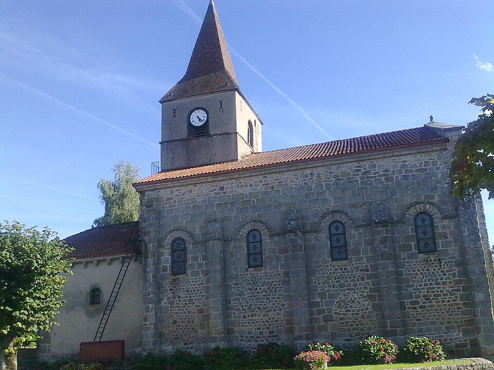 Église Saint — Pierre de Biollet