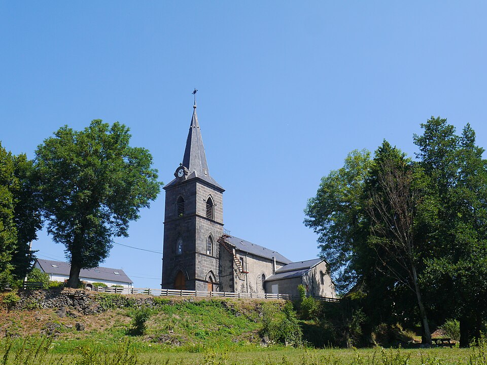 Ceyssat église