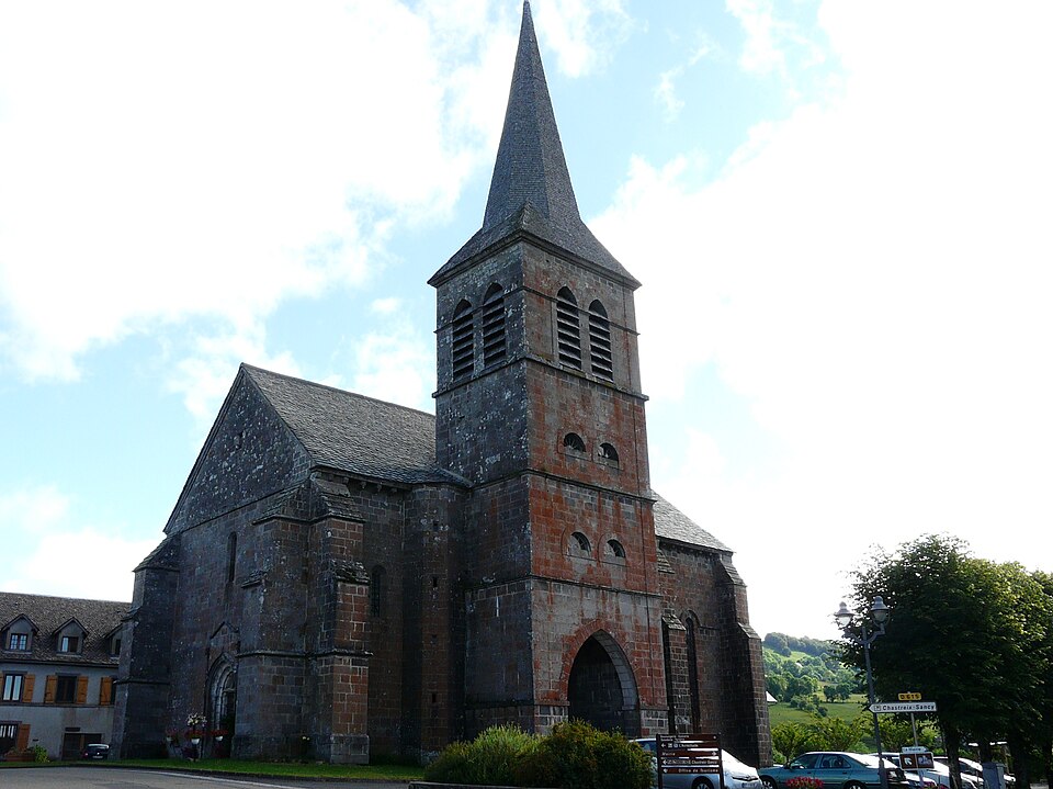 Chastreix église