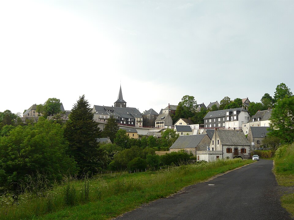 Laqueuille village