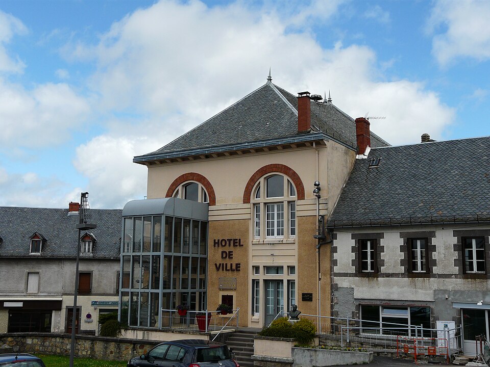 Messeix mairie