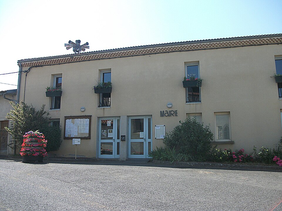 Mairie de Neuville (63) 2017 — 06 — 21