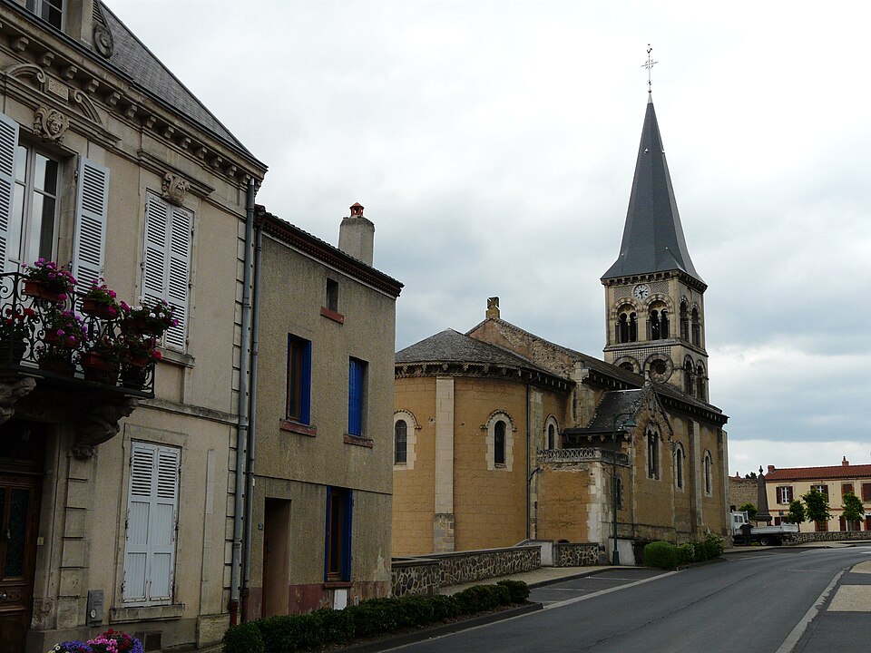 Perrier (63) église