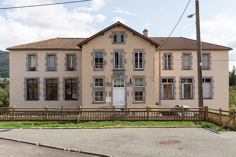 Sainte — Agathe 63 — mairie 20220826