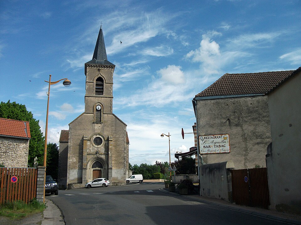 D 12 et église de Saint — Agoulin 2016 — 05 — 24