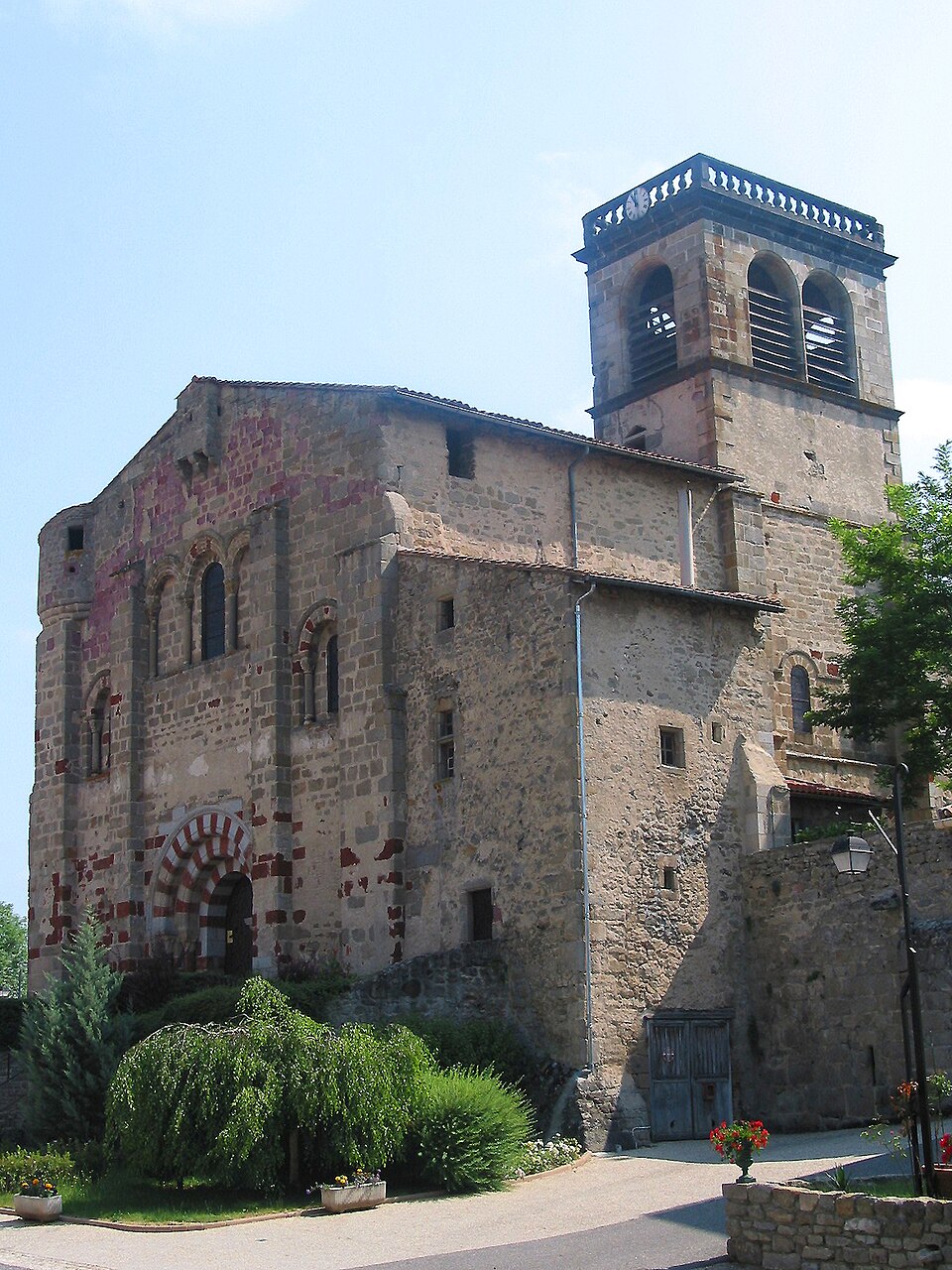 Saint — Dier — d' Auvergne — église Saint — Didier — JPG1