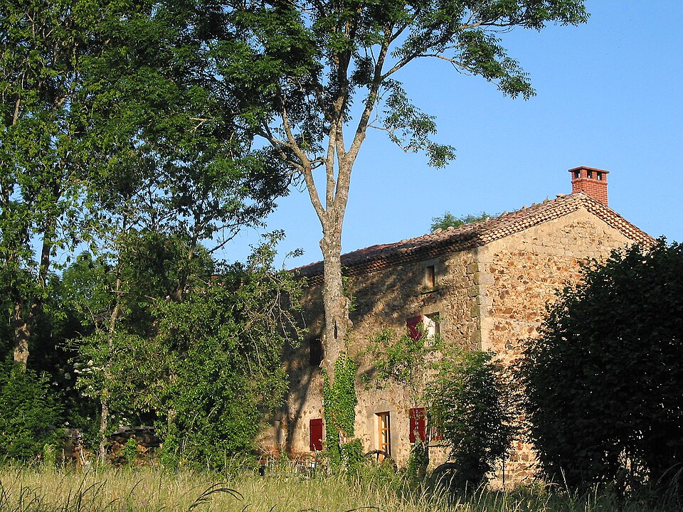 Saint — Genès — la — Tourette JPG1