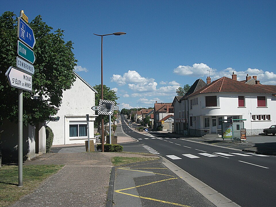 D 2144 à Saint — Pardoux, vers Riom 2019 — 06 — 02