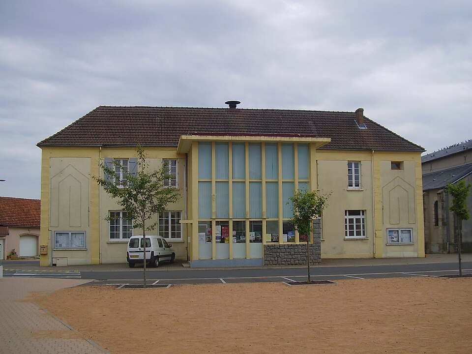 Saint — Sylvestre — Pragoulin — Mairie 20100721