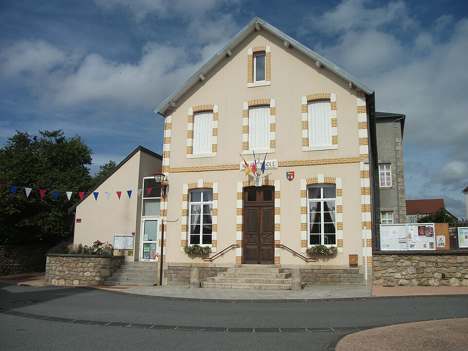 Servant mairie 2019 — 08 — 16