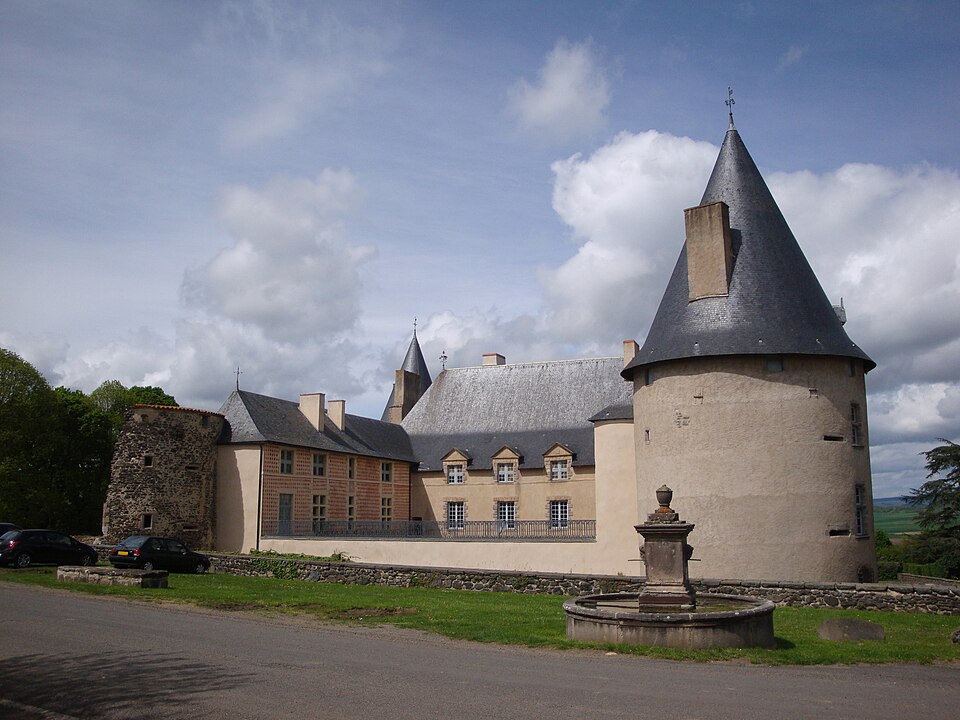Château de Villeneuve — Lembron DSC01329