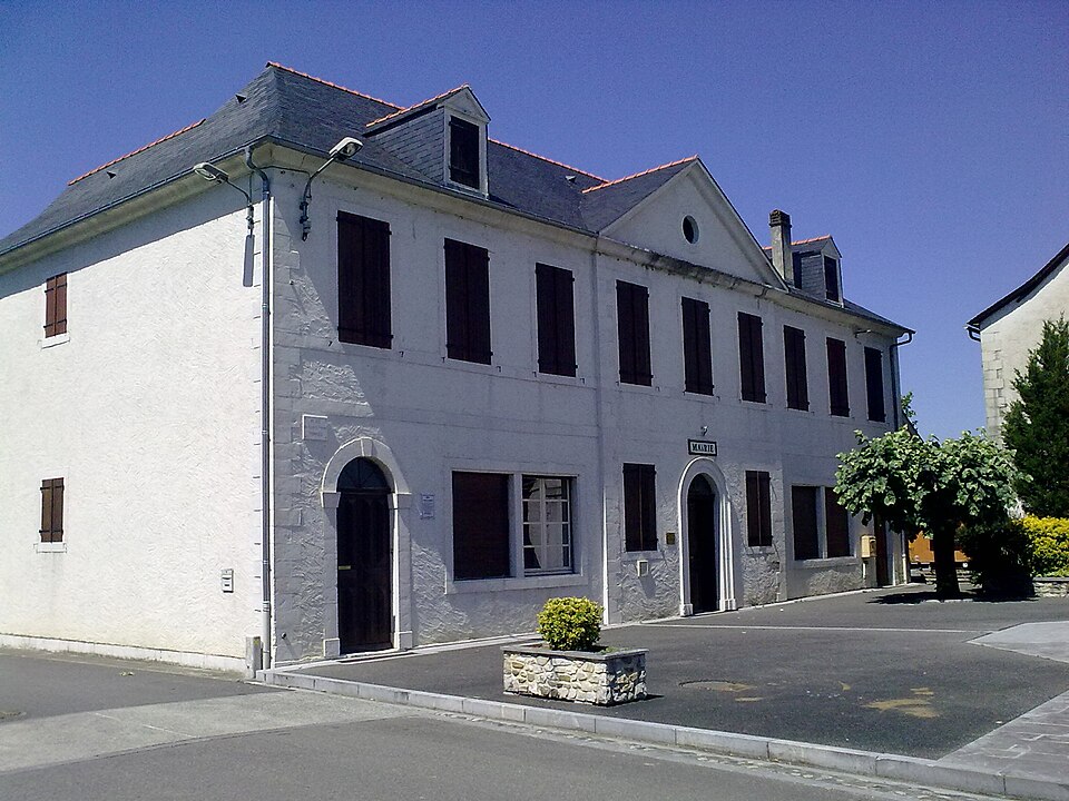 Mairie de Arros — de — Nay