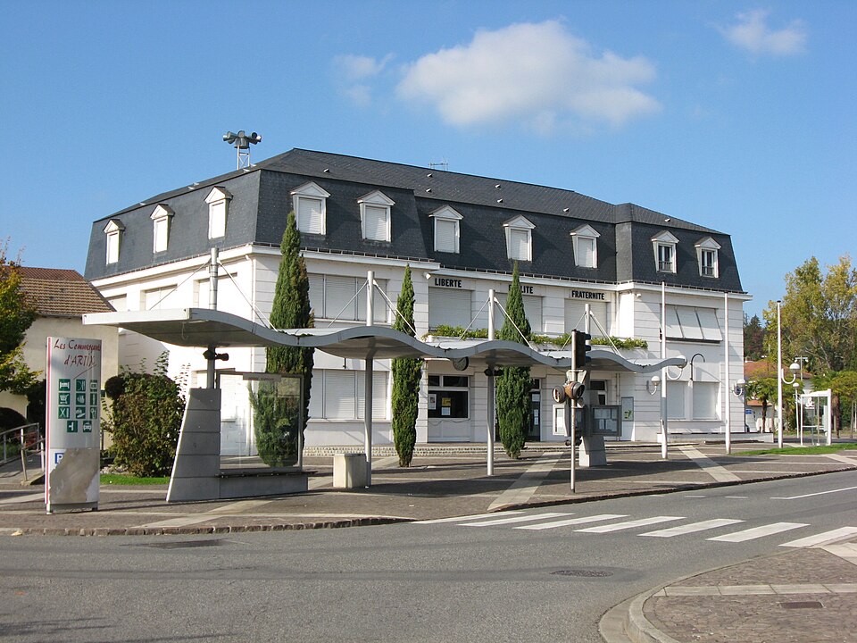 Artix mairie 001