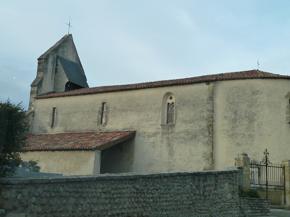 Eglise de Fichous — Riumayou vue 2