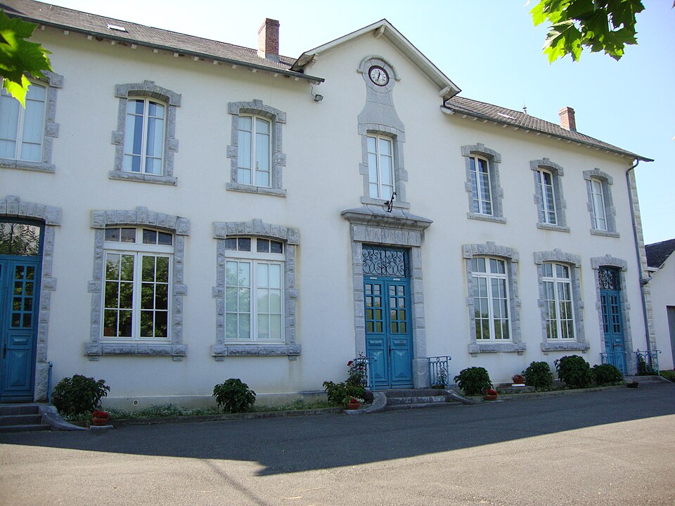 Lacarry (Lacarry e.a. Pyr — Atl, Fr) Mairie de Lacarry — Arhan — Charitte — de — Haut