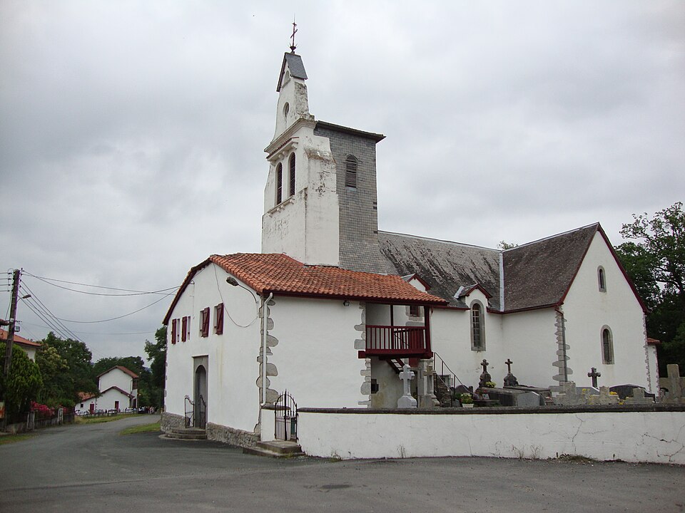 Lantabat St — Martin (Pyr — Atl, Fr) church St.Martin sideview