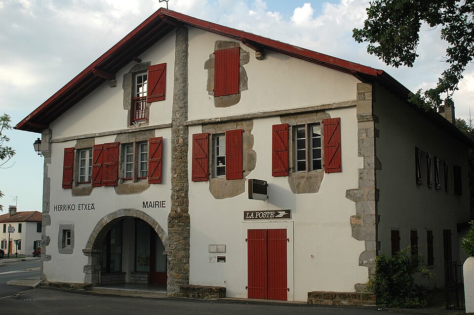 Larressore Mairie