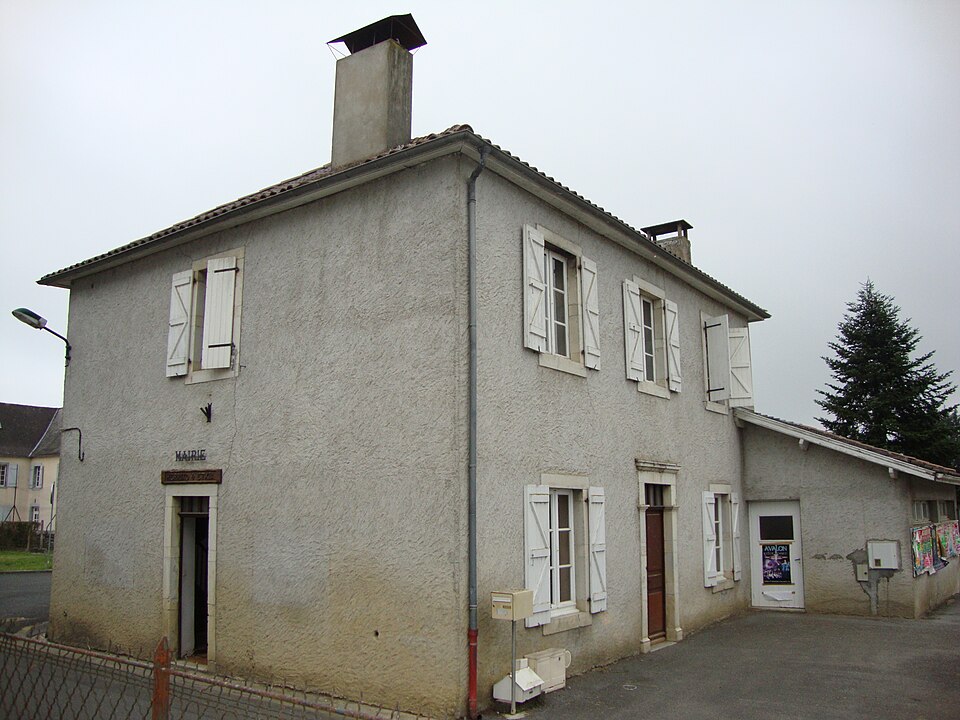 Menditte (Pyr — Atl, Fr) mairie