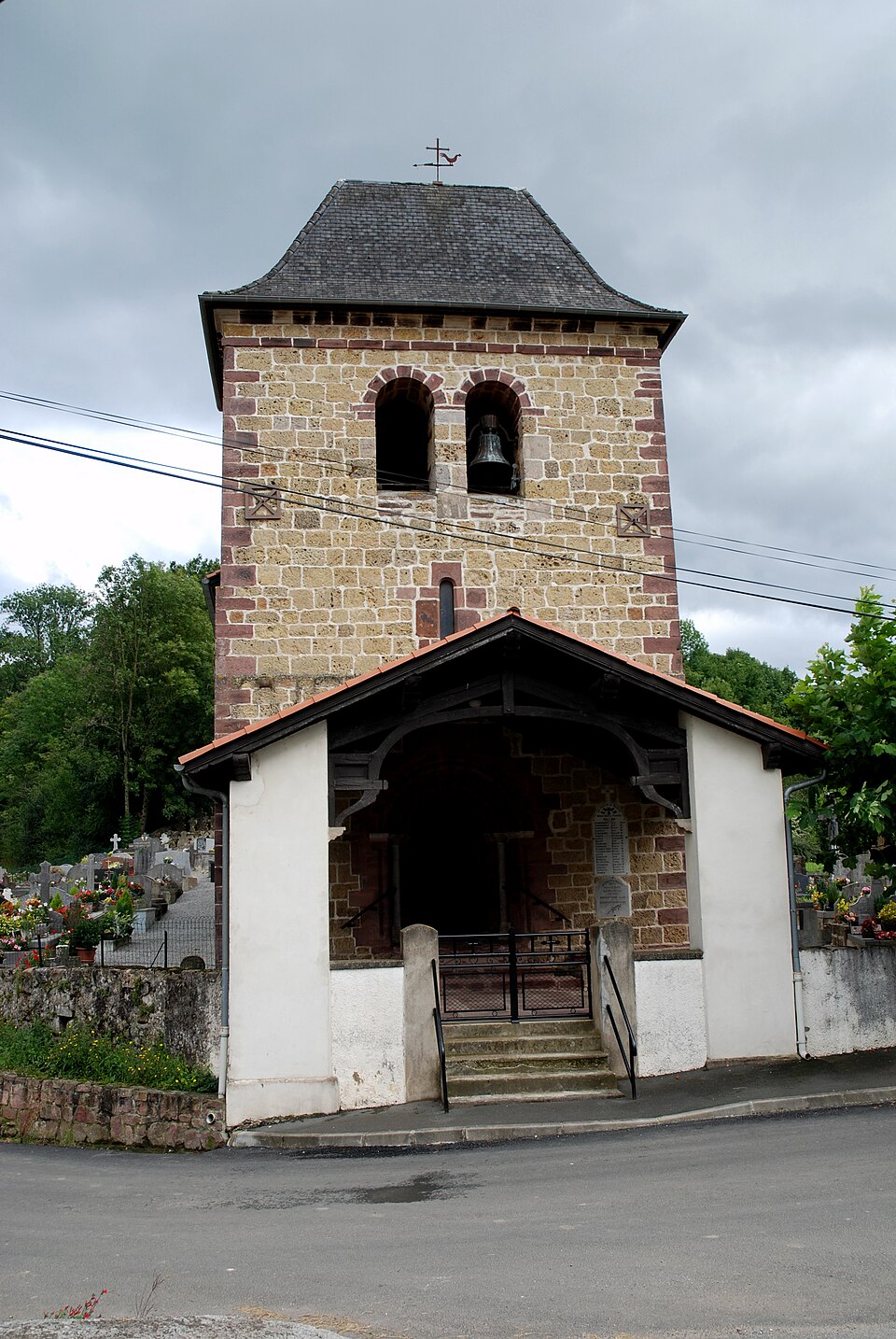 Mendive Eglise