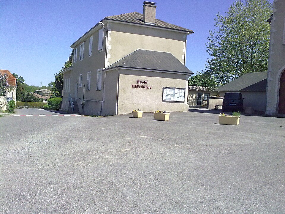 Ecole, bibliothèque de Ouillon